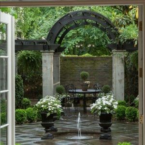 Meet your Posher, Debra